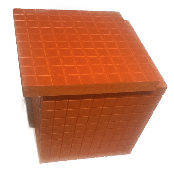 Orange cube and orane square