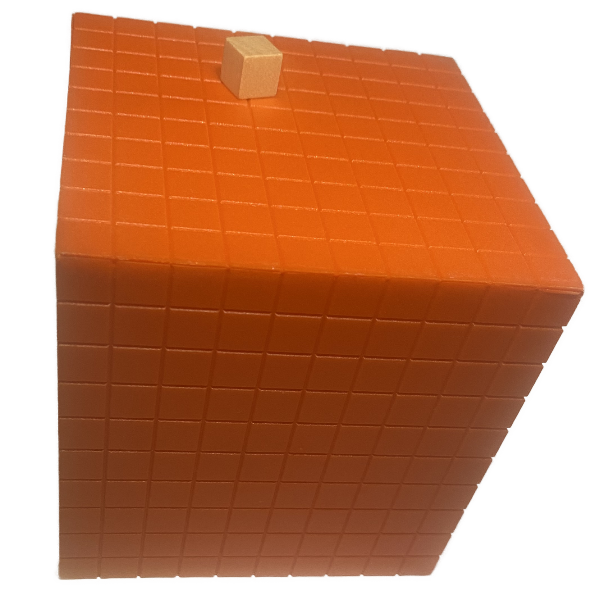 Orange cube and white cube