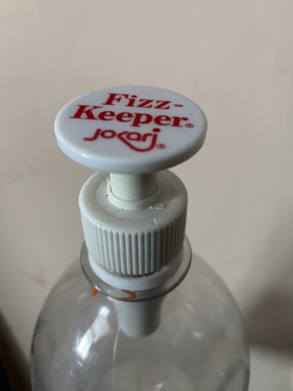 Fizz keeper